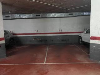 Aparcament cotxe a Gran via de les corts catalanes 45. 2 plazas de pk en gran via -sardenya