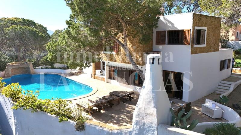 Foto b73e312f-196c-4033-83f5-3192ceb17ffb. Casa amb aparcament piscina a Cala Vedella-Cala Tarida Sant Josep de sa Talaia