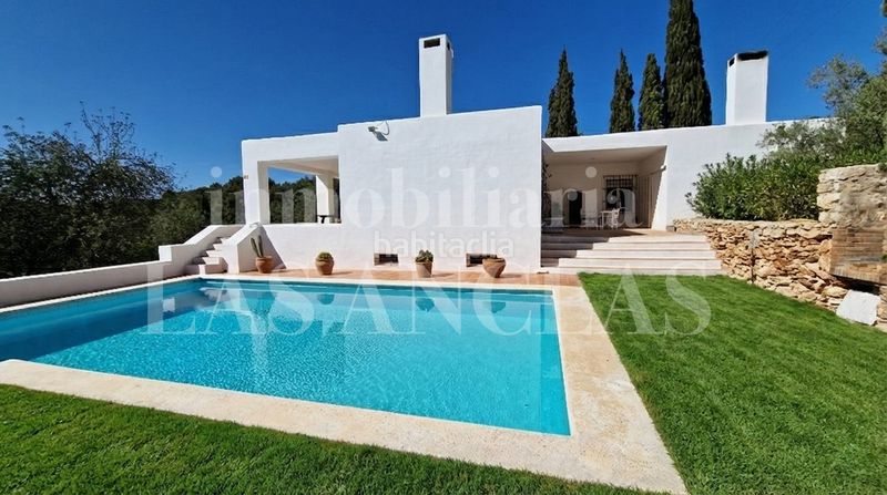 Foto c85f4793-f90a-4829-9850-961131ad180f. Masia amb calefacció aparcament piscina a Santa Eulària des riu Santa Eulària
