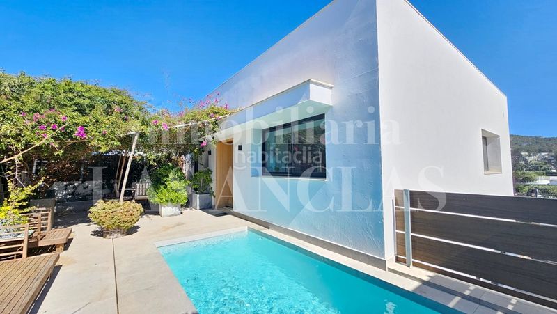 Foto d1756ff4-de64-473c-9d78-a7c796d571c2. Casa aparellada amb calefacció aparcament piscina a Ibiza