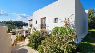 Bauernhof in Jesús. Idílica finca ibicenca con privacidad en zona tranquila