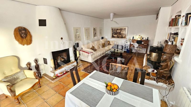 Foto f3f846f5-21e1-49aa-aca2-9df7cbe99ebb. Casa pareada hermosa casa pareada de una planta con jardín cerca de la playa en Santa Eulària