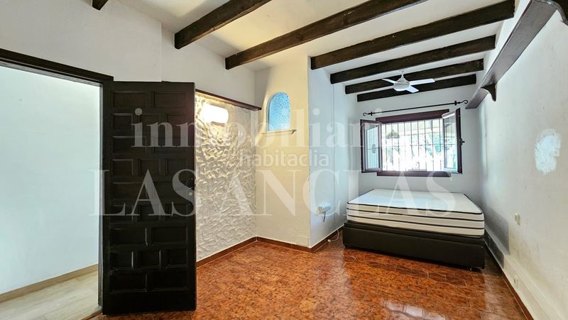 Foto b697c18f-2ba9-45f9-b928-82504cbd410e. Casa amb piscina a Santa Eulària des riu Santa Eulària