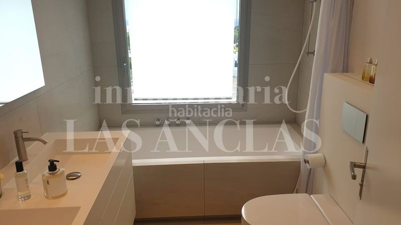 Foto a088bf9e-1ff9-4000-86db-92a5c80353a1. Casa amb calefacció aparcament piscina a Marina Botafoc-Talamanca Ibiza