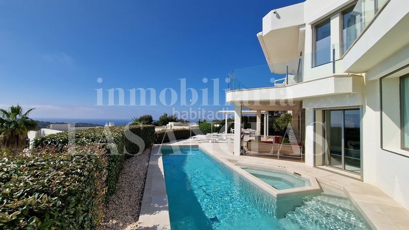 Foto fe5b47b0-be97-430f-b679-4891cb9af702. Casa amb calefacció aparcament piscina a Marina Botafoc-Talamanca Ibiza