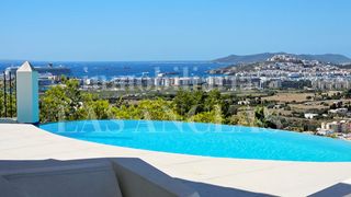 Haus in Jesús. Villa de estilo mediterráneo con espectaculares vistas panorámic