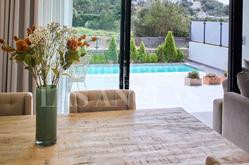 Foto dc5eff6f-5b6a-42f1-8582-0ef7b56b0faa. Planta baixa amb calefacció aparcament piscina a Ibiza