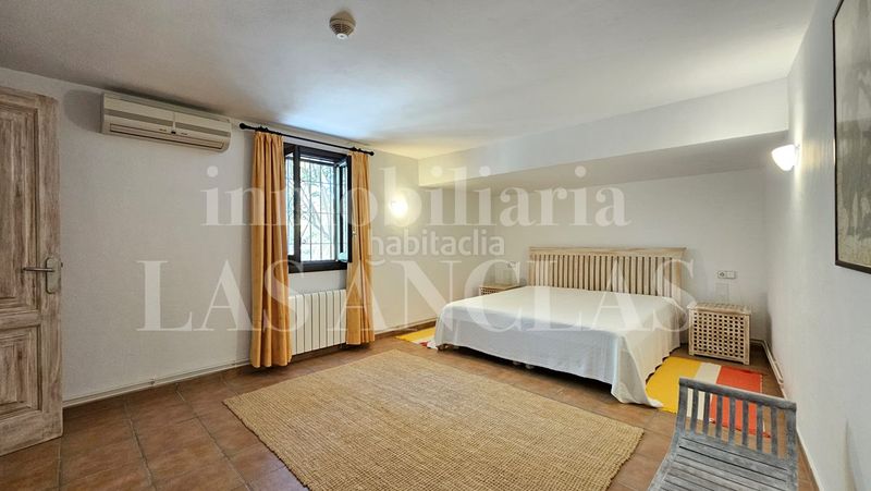 Foto a39064e1-297e-46b2-beed-5e08c5ca9b74. Casa amb calefacció aparcament piscina a Santa Eulària des riu Santa Eulària
