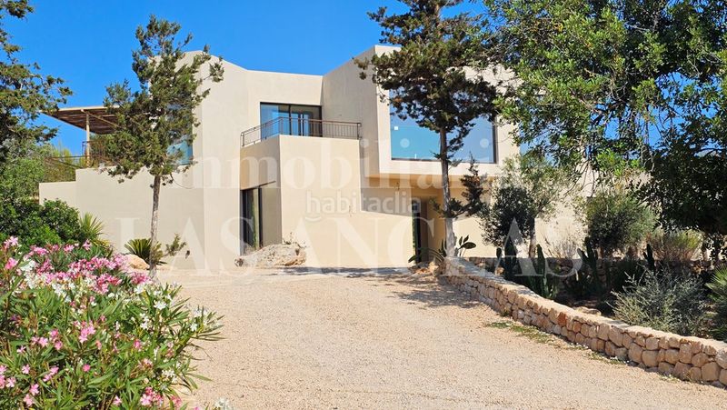 Foto e48e7955-d4e9-4a3d-9a7d-b3fc0cda9583. Casa amb calefacció piscina a Sant Carles Santa Eulària