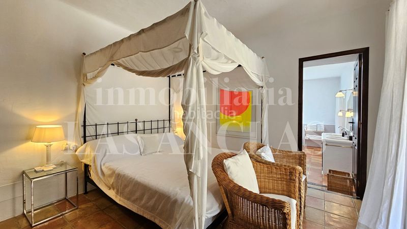 Foto b6061f72-18dd-4855-a85c-f23ee6e6d3ec. Masia amb calefacció piscina a Santa Eulària des riu Santa Eulària