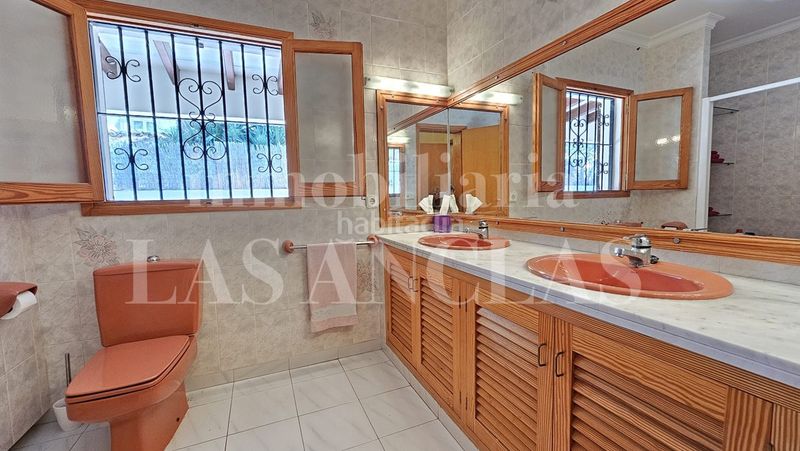 Foto 07798c51-d2cd-45e2-86f5-6620f44dfacd. Casa amb calefacció aparcament piscina a Jesús Santa Eulària