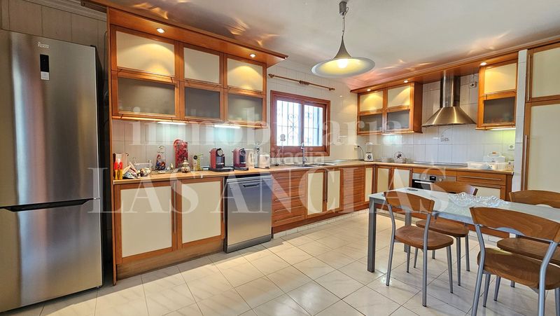 Foto c6928e28-1331-491b-bd9f-3aeedcc2e044. Casa amb calefacció aparcament piscina a Jesús Santa Eulària