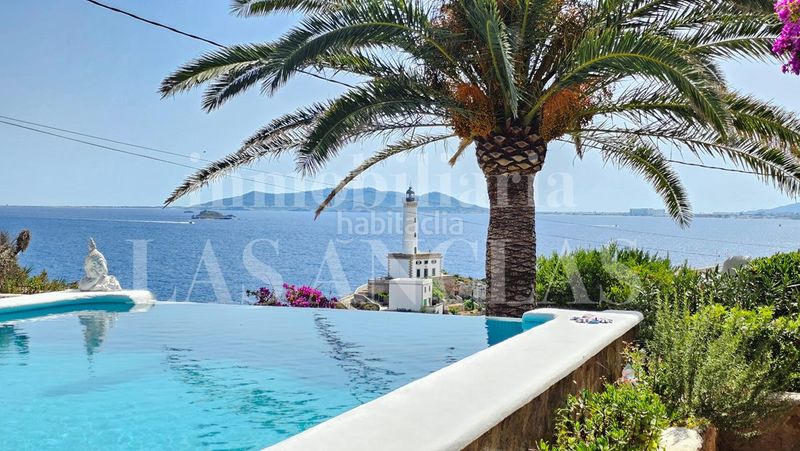 Foto 54171a3f-65a6-4b28-998b-8a9afe545b48. Casa amb aparcament a Marina Botafoc-Talamanca Ibiza