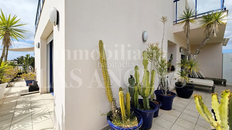 Foto feb9b950-4145-4341-9e59-b4964c48caf2. Pis amb calefacció aparcament a Marina Botafoc-Talamanca Ibiza