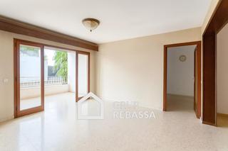 Piso en La Missió. Piso con gran potencial y plaza de aparcamiento en la missió  pa