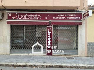 Lloguer Local Comercial a Carrer guillem galmes 21. Oportunidad! local luminoso con amplios escaparates en palma