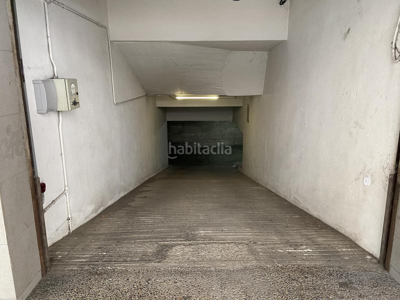 Foto 5fabfd80-6eae-4c12-8e6b-fe05977dbf23. Aparcament cotxe a migdia 40 a Eixample Nord Girona