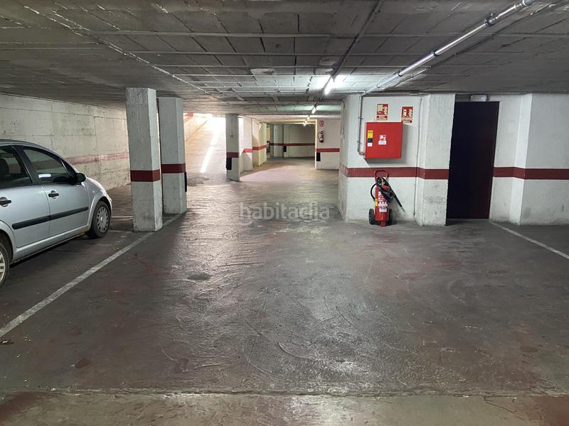 Foto 8e4b16d5-e832-4e3a-90c4-41be25624539. Posto auto in illa 32 in La Devesa Girona