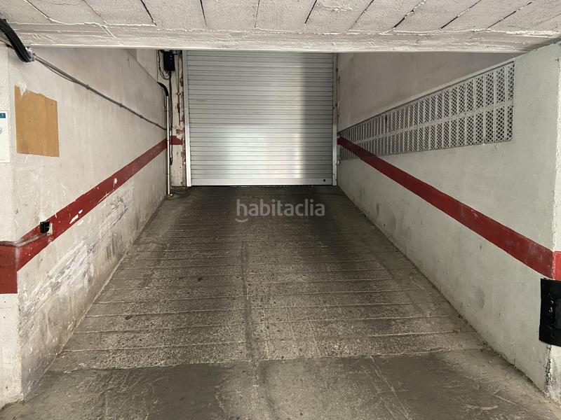 Foto 9b3ffc38-55c6-4214-9f3a-e3a135ed20f6. Posto auto in illa 32 in La Devesa Girona