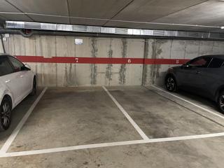 Aparcament cotxe a D'agustí riera i pau 8. Plazas de parking en sarrià de ter