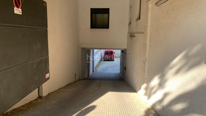 Foto 114163a7-94aa-4533-ba6d-5ebc8adae6eb. Parking voiture dans josep morató i grau 12 dans Carme - Vistalegre Girona