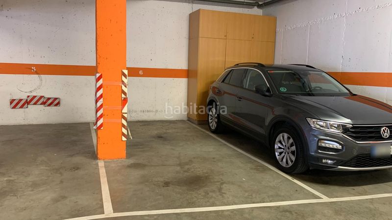 Foto f605b0b5-fe45-4a87-9407-85ce8648d0a8. Parking voiture dans josep morató i grau 12 dans Carme - Vistalegre Girona