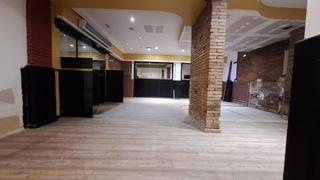 Local Comercial a Cerverí 9