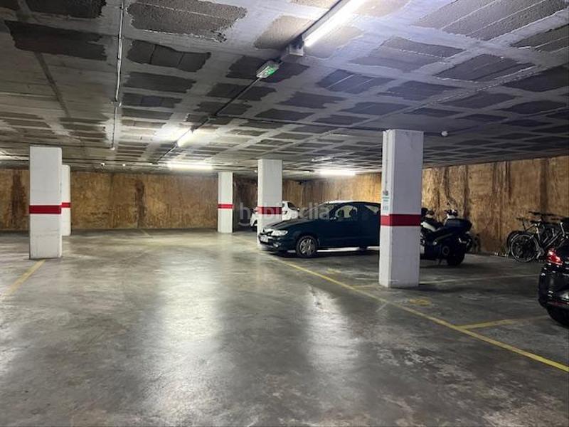 Foto 8e117b9d-af44-413c-a70c-d4e3fbead7b6. Parking voiture dans Eixample Sud-Migdia Girona