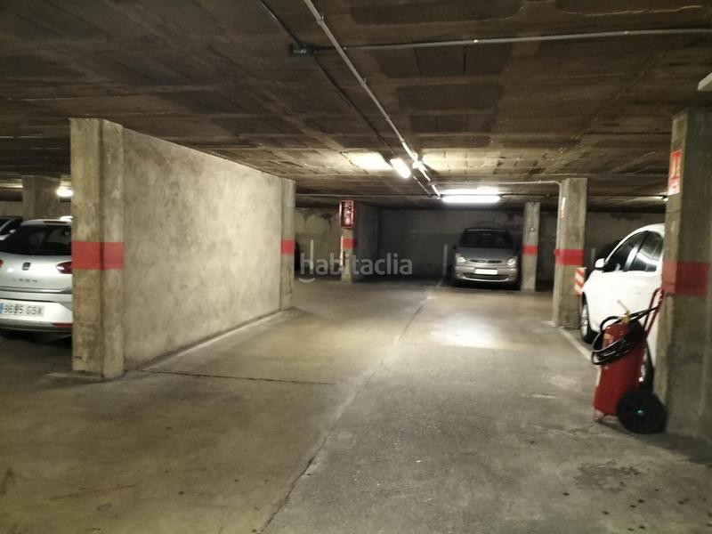 Foto c5663e69-78a4-45b8-a2db-54cf78aac375. Posto auto in Eixample Sud-Migdia Girona