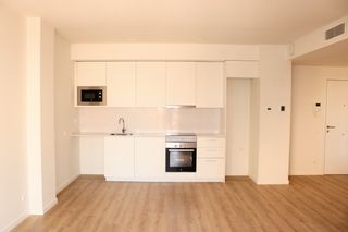 Lloguer Pis  Del rosselló 2. Piso para estrenar en girona