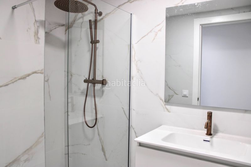 Foto b5c8d0b4-5755-41c2-b318-2448a65db0ce. Duplex in Montilivi Girona