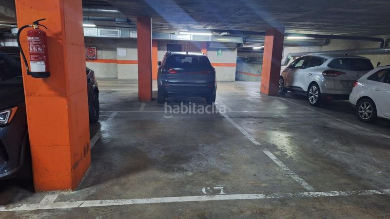 Foto 9d3f45dc-fdcb-49f1-8774-1fbd643bec10. Posto auto in Palau Girona