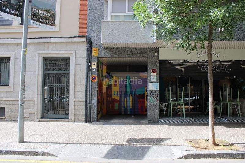 Foto 02e136b9-f713-4158-aa96-d73a8b7b5340. Car parking in de sant joan baptista la salle 15 in Girona