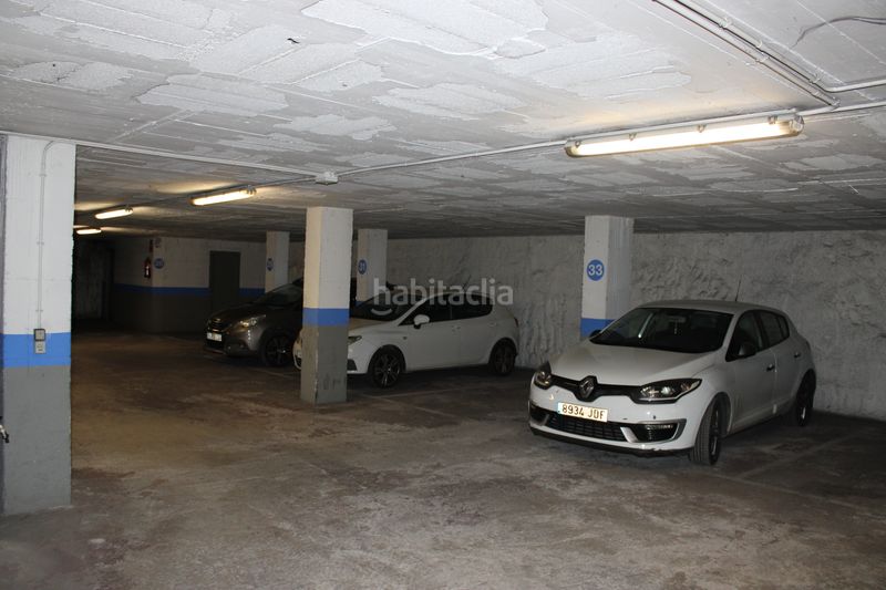 Foto ce389cad-a821-4106-9ad2-c8f71e23fa54. Car parking in de sant joan baptista la salle 15 in Girona