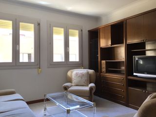 Rent Apartment  Doctor antic roca. Piso para estudiantes