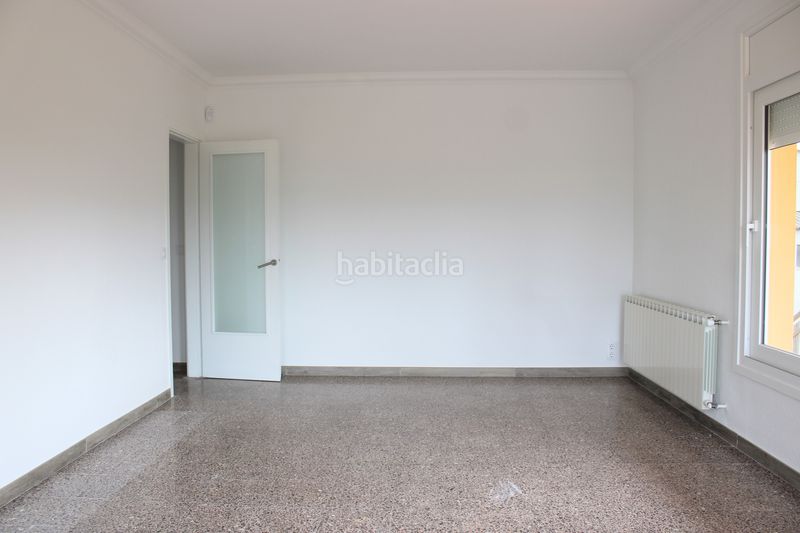 Foto e08419f3-cdf1-4e8d-ba4c-baf3a1470867. Lloguer xalet amb calefacció aparcament a Pera (La)