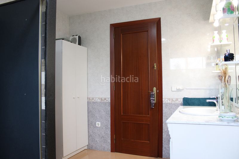 Foto 54d8788a-e9c1-41a7-b8db-a7577d8e328c. Xalet amb calefacció aparcament piscina a Caldes de Malavella