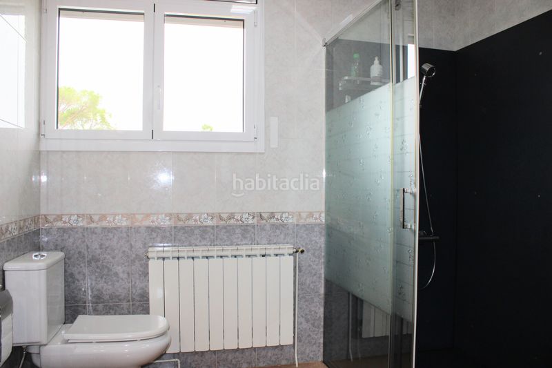 Foto c9da94fb-6813-4e9d-b22a-adcb2f7d35fe. Xalet amb calefacció aparcament piscina a Caldes de Malavella