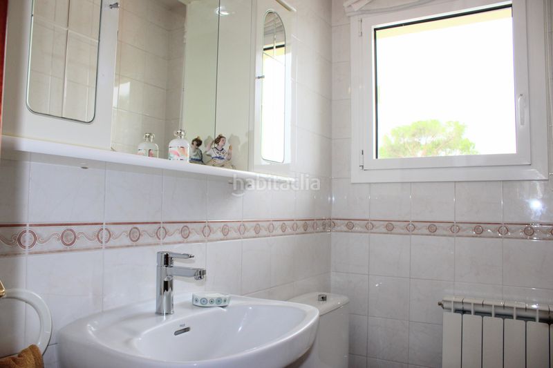 Foto f25add71-3034-4188-8780-1d59c3827da7. Xalet amb calefacció aparcament piscina a Caldes de Malavella
