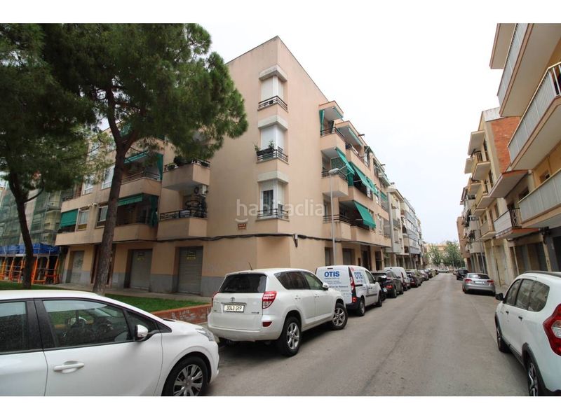 Foto 02cc9bfd-8067-4c26-91b6-55b414395b30. Local comercial en plaça de l'anxaneta 3 en Sant Joan Vilanova i la Geltrú