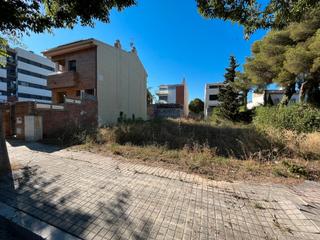 Terrain résidentiel à Carrer Montserrat Roig