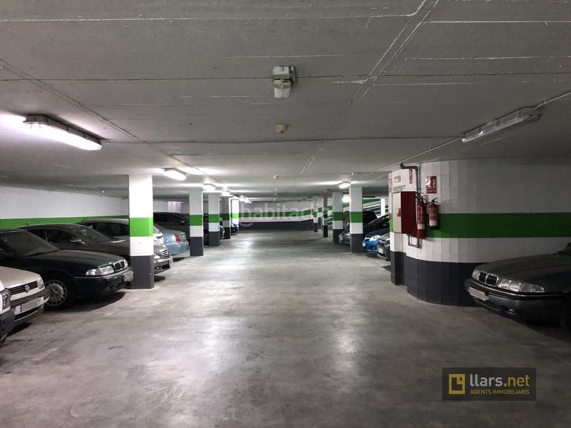 Foto e3339dc8-b1a9-4ba7-a772-1abd892be7d0. Rent car parking in Sant Joan Vilanova i la Geltrú