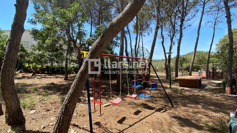 Foto caf695b5-a188-48a0-9fd1-1960413e1500. Casa adossada amb calefacció aparcament piscina a Cubelles