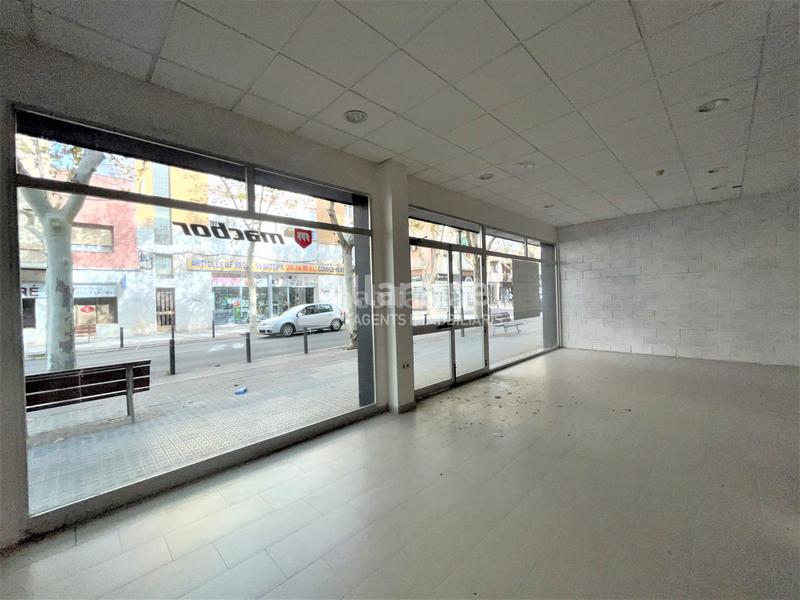 Foto eb7b5d8b-1f02-42d4-a0e1-c40ecd25ff48. Location local commercial dans Centrevila Vilanova i la Geltrú