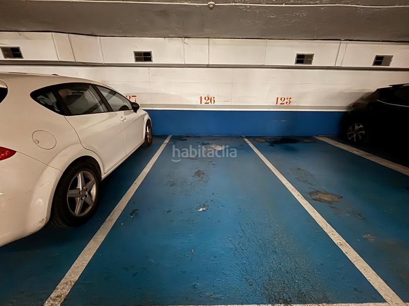 Foto 600378b0-3078-4576-9cf9-e01000e576c4. Aparcament cotxe a Centrevila Vilanova i la Geltrú