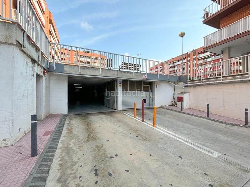 Foto cae89082-1d86-4e37-a3b6-f269babb713b. Aparcament cotxe a Centrevila Vilanova i la Geltrú