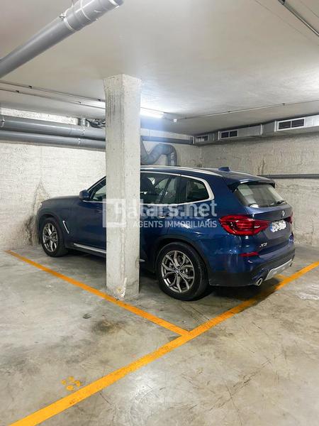 Foto 52f2f73d-d2c6-4ee2-8404-b0306334d78a. Aparcament cotxe a Centrevila Vilanova i la Geltrú