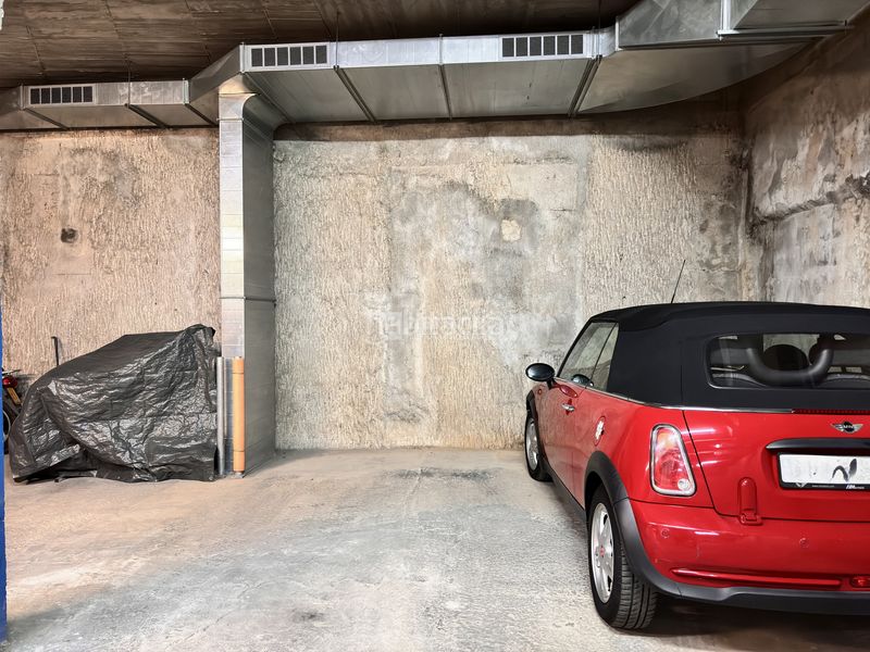 Foto 18729375-bf77-433c-812d-0486519de066. Parking coche aparca amb comoditat al cor de vilanova: seguretat i accessibilitat a un pas de tot! en Vilanova i la Geltrú
