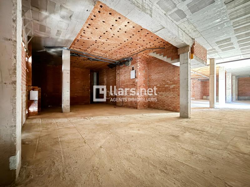 Foto e74ae57a-5842-4860-b736-9445a3d34c35. Locale commerciale in Les Roquetes Sant Pere de Ribes