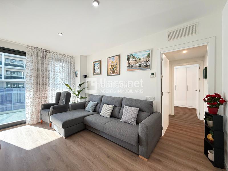 Foto 5beaf634-6067-47cc-ac2a-752b9c2f251d. Appartamento con riscaldamento piscina in Barri de Mar Vilanova i la Geltrú